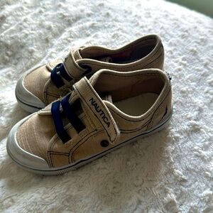 Nautica Boys shoes. Excellent condition.